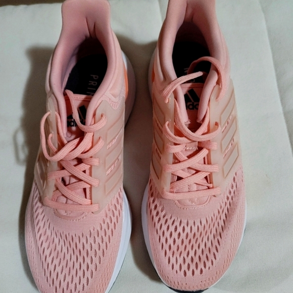 ‼️SOLD‼️ Adidas EQ  run - Picture 2 of 5